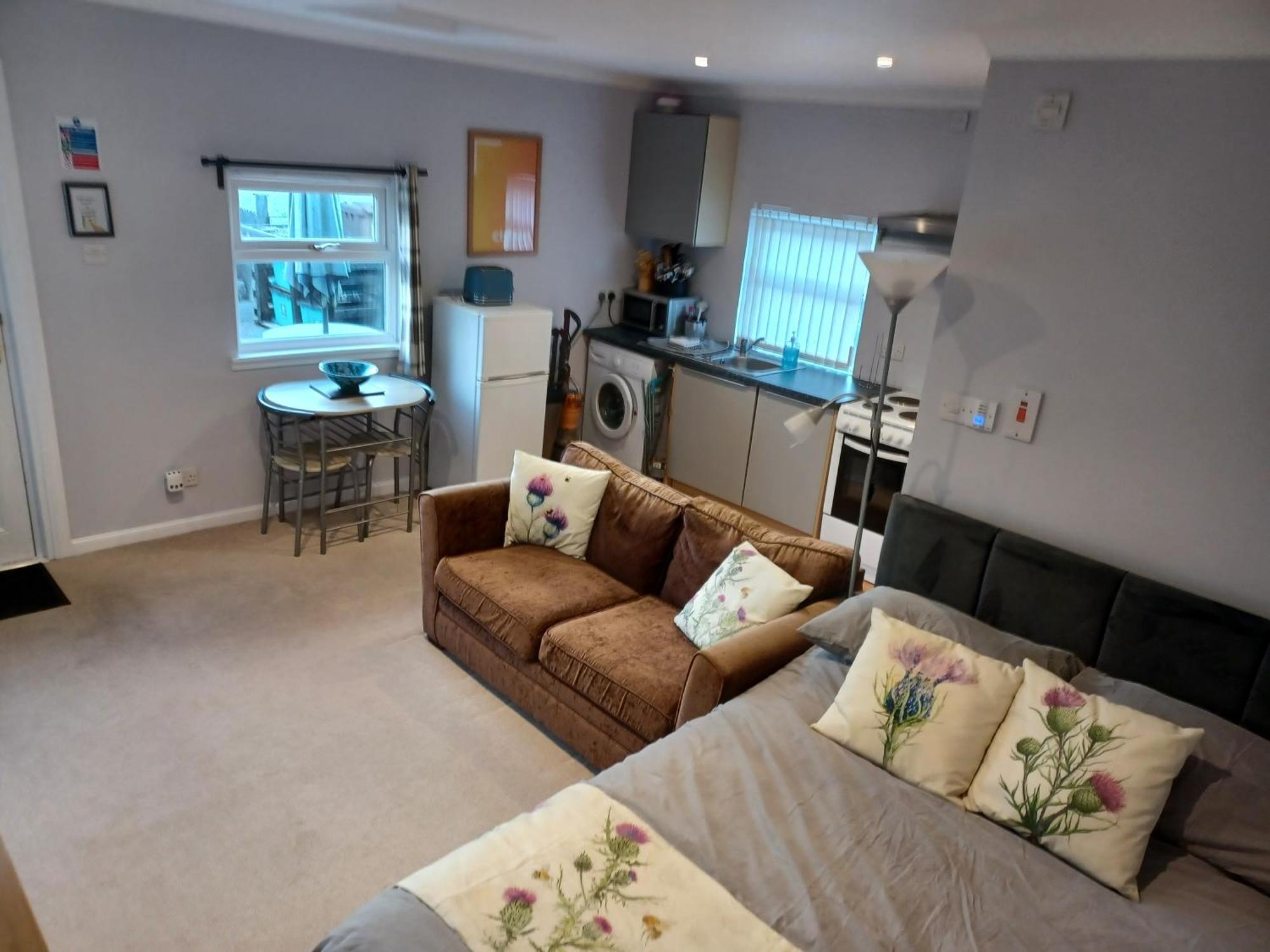 The Highland Studio Muir Of Ord Extérieur photo